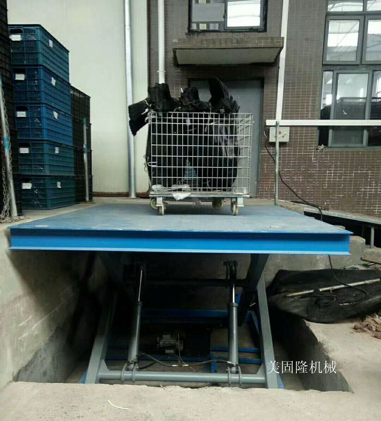 鹰潭固定式升降货梯厂家