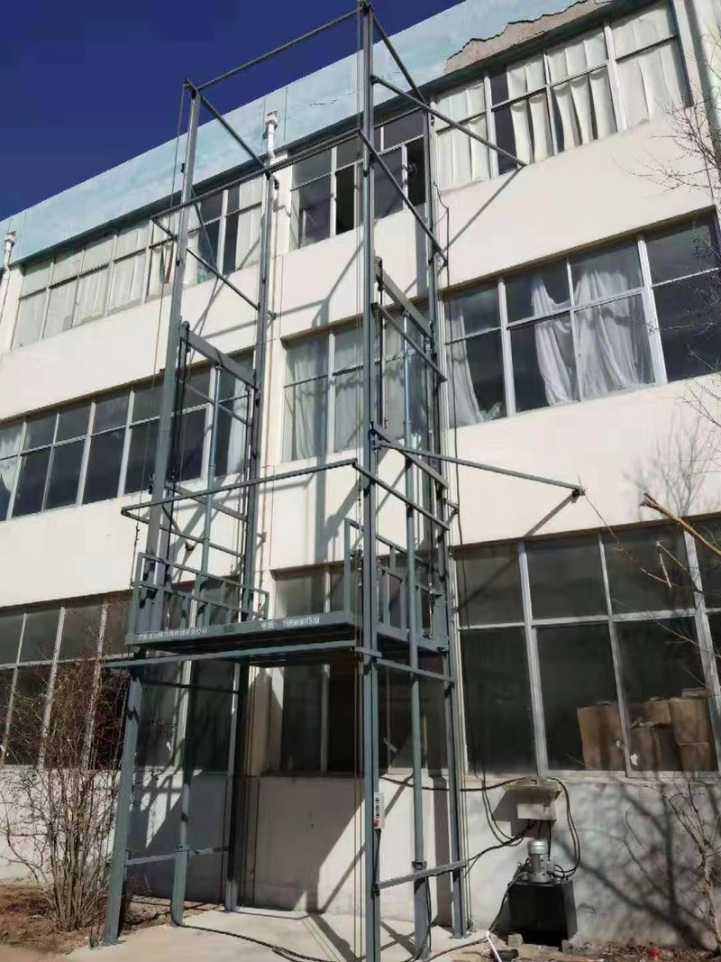 鹰潭室外贴墙货梯